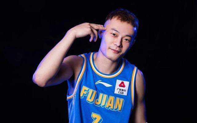 亚洲人成伊人成综合网久久久